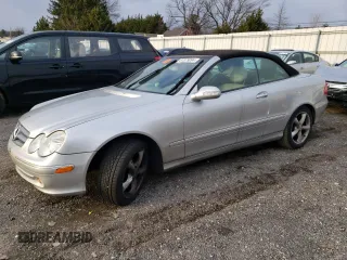 2005 Mercedes-Benz CLK-Class 3.2L with VIN WDBTK65J35F121250, listed as a Copart auction lot 87379094 with 109,162 mi miles and Salvage Title. Bid and sale history available at carsss.com. Image 1.