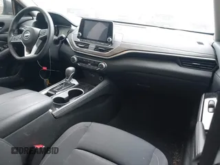 2023 Nissan Altima SV z VIN 1N4BL4DV7PN413629, wystawiony jako IAAI lot #42034442 z przebiegiem 15 421 mil mil oraz . Historia ofert i sprzedaży dostępna na DreamBid. Obrazek 5.