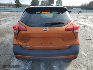 2018 Nissan Kicks SR with VIN 3N1CP5CUXJL538118, listed as a Copart auction lot 46094225 with 82,370 mi miles and Salvage Title. Bid and sale history available at carsss.com. Image 6.