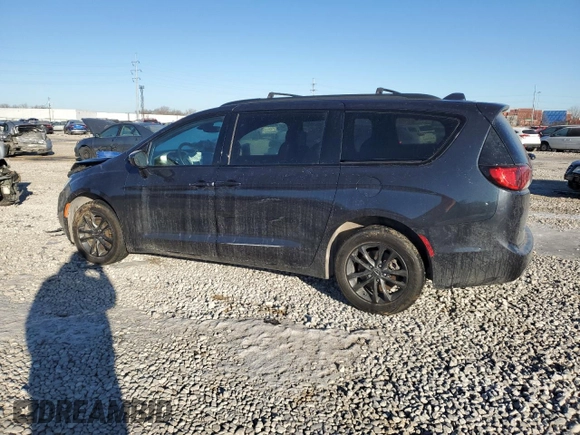 2020 Chrysler Pacifica Launch Edition z VIN 2C4RC3BG8LR263700, wystawiony jako Copart lot #41963825 z przebiegiem 99 415 mil mil oraz Szkoda całkowita • Salvage title. Historia ofert i sprzedaży dostępna na DreamBid. Obrazek 2.
