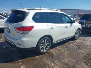 2016 Nissan Pathfinder SL with VIN 5N1AR2MM2GC630223, listed as a IAAI auction lot 42552737 with 89,332 mi miles and . Bid and sale history available at DreamBid. Image 4.
