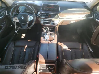 2016 BMW 7 Series 750i xDrive with VIN WBA7F2C56GG416570, listed as a Copart auction lot 41170543 with 72,070 mi miles. Bid and sale history available at carsss.com. Image 8.