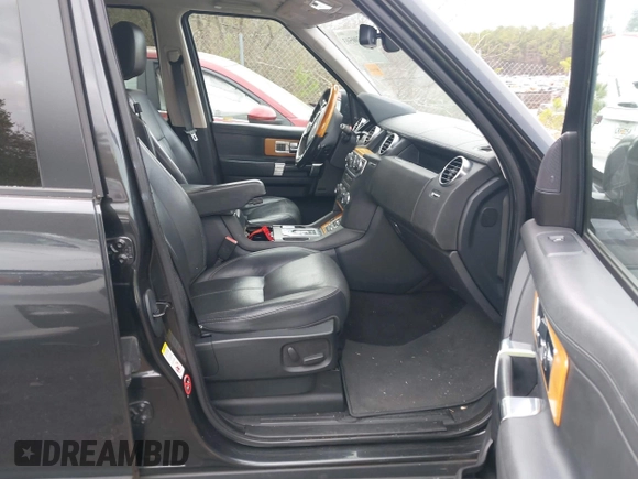 2015 Land Rover LR4 Lux with VIN SALAK2V62FA755329, listed as a IAAI auction lot 41500503 with 177,680 mi miles and . Bid and sale history available at DreamBid. Image 5.