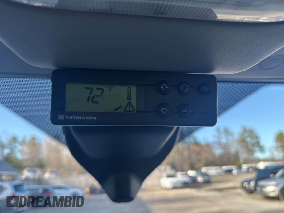 2018 Ford Transit с VIN 1FTBW2CM9JKA18939, выставлен на аукционе IAAI как лот 41978958 с пробегом 236 566 миль миль и . История ставок и продаж доступна на DreamBid. Изображение 8.