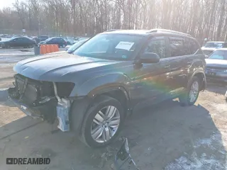 2019 Volkswagen Atlas 3.6L V6 SE w/Technology with VIN 1V2UR2CA1KC525110, listed as a IAAI auction lot 41395556 with 80,884 mi miles. Bid and sale history available at carsss.com. Image 2.
