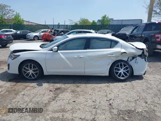 2020 Acura ILX Premium with VIN 19UDE2F79LA001599, listed as a IAAI auction lot 42167075 with 52,208 mi miles and . Bid and sale history available at DreamBid. Image 13.