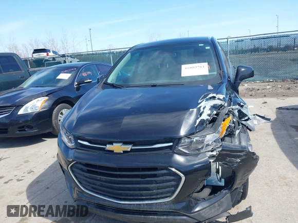 2021 Chevrolet Trax LS z VIN KL7CJKSB8MB303491, wystawiony jako IAAI lot #41803761 z przebiegiem 65 452 mil mil oraz . Historia ofert i sprzedaży dostępna na DreamBid. Obrazek 12.