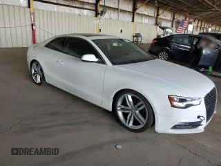 2013 Audi A5 Premium z VIN WAUCFAFR2DA022280, wystawiony jako Copart lot #59049235 z przebiegiem 138 869 mil mil oraz Czysty tytuł • Clean title. Historia ofert i sprzedaży dostępna na DreamBid. Obrazek 4.