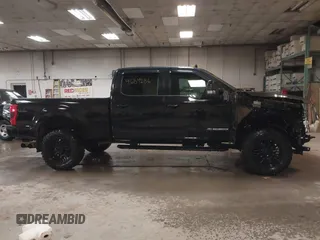 2019 Ford F-250 XL z VIN 1FT7W2BT6KEF45755, wystawiony jako IAAI lot #41684286 z przebiegiem 113 157 mil mil oraz . Historia ofert i sprzedaży dostępna na DreamBid. Obrazek 14.