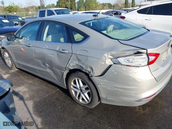 2015 Ford Fusion SE with VIN 3FA6P0HDXFR105639, listed as a IAAI auction lot 41860113 with 78,389 mi miles. Bid and sale history available at carsss.com. Image 3.