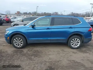 2019 Volkswagen Tiguan SE with VIN 3VV2B7AX7KM107443, listed as a IAAI auction lot 41628603 with 53,444 mi miles. Bid and sale history available at carsss.com. Image 14.