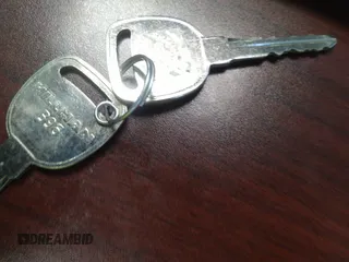 1991 Toyota Camry z VIN 4T1SV22E1MU450491, wystawiony jako IAAI lot #40356634 z przebiegiem 285 677 mil mil oraz . Historia ofert i sprzedaży dostępna na DreamBid. Obrazek 11.