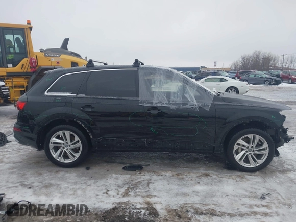 2020 Audi Q7 Premium Plus с VIN WA1LJAF70LD010104, выставлен на аукционе IAAI как лот 41519414 с пробегом 50 071 миль миль и . История ставок и продаж доступна на DreamBid. Изображение 13.