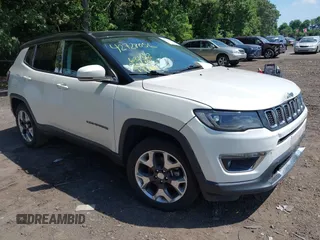 2018 Jeep Compass Limited z VIN 3C4NJDCB0JT329700, wystawiony jako IAAI lot #42728056 z przebiegiem 63 214 mil mil oraz . Historia ofert i sprzedaży dostępna na DreamBid. Obrazek 1.