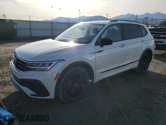 2022 Volkswagen Tiguan SE R-Line Black with VIN 3VV8B7AX8NM071695, listed as a Copart auction lot 87423714 with 27,776 mi miles and Salvage Title. Bid and sale history available at DreamBid. Image 1.