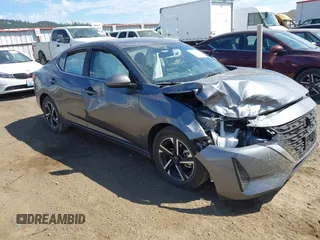 2025 Nissan Sentra SV с VIN 3N1AB8CV5SY326733, выставлен на аукционе IAAI как лот 42853734 с пробегом 7 820 миль миль и . История ставок и продаж доступна на DreamBid. Изображение 1.