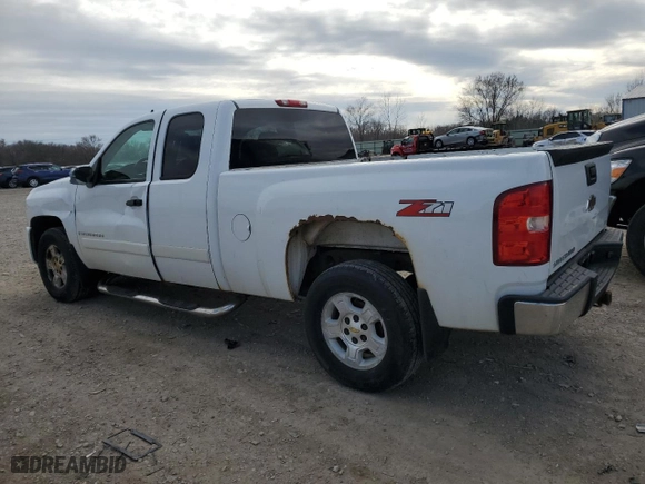 2007 Chevrolet Silverado 1500 Work Truck with VIN 2GCEC19C071640255, listed as a Copart auction lot 48654035 with 285,589 mi miles and Salvage Title. Bid and sale history available at carsss.com. Image 2.