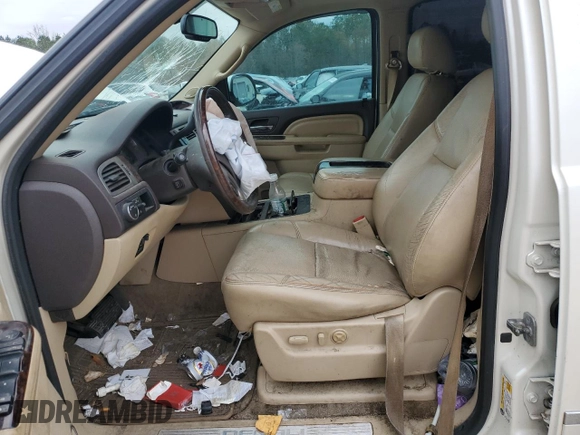 2012 GMC Yukon XL Denali with VIN 1GKS2MEF5CR284219, listed as a Copart auction lot 85585714 with 202,387 mi miles and Salvage Title. Bid and sale history available at carsss.com. Image 7.