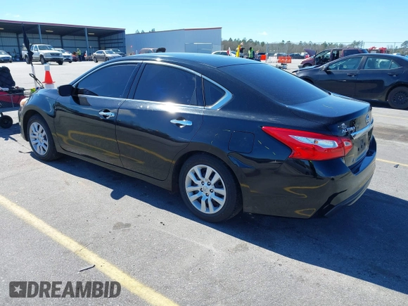 2016 Nissan Altima SR z VIN 1N4AL3AP1GN368165, wystawiony jako IAAI lot #41741634 z przebiegiem 220 782 mil mil oraz . Historia ofert i sprzedaży dostępna na DreamBid. Obrazek 3.
