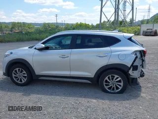 2018 Hyundai Tucson SEL with VIN KM8J3CA42JU736314, listed as a IAAI auction lot 40104931 with 68,677 mi miles and . Bid and sale history available at DreamBid. Image 15.