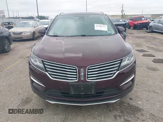 2017 Lincoln MKC Reserve z VIN 5LMCJ3C90HUL72098, wystawiony jako IAAI lot #41300727 z przebiegiem 74 507 mil mil oraz . Historia ofert i sprzedaży dostępna na DreamBid. Obrazek 12.