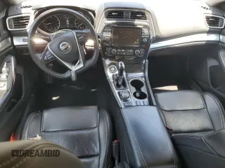 2020 Nissan Maxima SV z VIN 1N4AA6CV6LC366694, wystawiony jako Copart lot #56389315 z przebiegiem 116 615 mil mil oraz Szkoda całkowita • Salvage title. Historia ofert i sprzedaży dostępna na DreamBid. Obrazek 8.