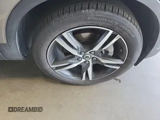 2022 Volvo XC40 R-Design с VIN YV4162UM2N2769099, выставлен на аукционе IAAI как лот 42455853 с пробегом 92 375 миль миль и . История ставок и продаж доступна на DreamBid. Изображение 20.