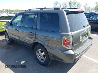 2007 Honda Pilot EX-L z VIN 2HKYF18637H530072, wystawiony jako IAAI lot #42147635 z przebiegiem 82 876 mil mil oraz . Historia ofert i sprzedaży dostępna na DreamBid. Obrazek 3.