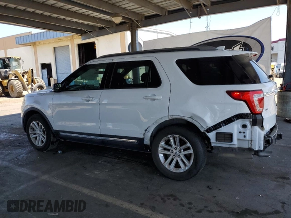 2017 Ford Explorer XLT с VIN 1FM5K7DH0HGD18076, выставлен на аукционе Copart как лот 62330935 с пробегом 72 307 миль миль и Списание • Salvage title. История ставок и продаж доступна на DreamBid. Изображение 2.