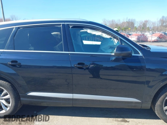 2017 Audi Q7 Premium Plus z VIN WA1LAAF79HD020038, wystawiony jako IAAI lot #41911171 z przebiegiem 51 317 mil mil oraz . Historia ofert i sprzedaży dostępna na DreamBid. Obrazek 13.