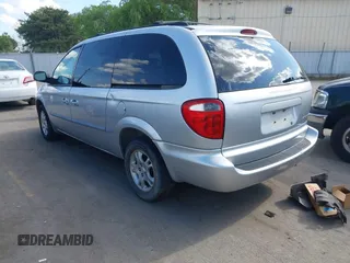 2001 Dodge Caravan Sport with VIN 2B8GP44331R386499, listed as a IAAI auction lot 41842549 with 117,662 mi miles and . Bid and sale history available at carsss.com. Image 3.