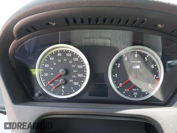 2010 BMW X5 M z VIN 5YMGY0C53ALK26006, wystawiony jako IAAI lot #42329794 z przebiegiem Nie podano mil oraz . Historia ofert i sprzedaży dostępna na DreamBid. Obrazek 7.