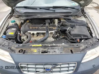 2005 Volvo XC70 with VIN YV1SZ592251196728, listed as a IAAI auction lot 41911635 with 140,228 mi miles and . Bid and sale history available at DreamBid. Image 10.