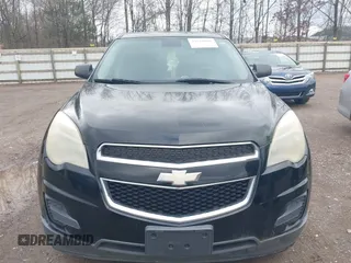 2013 Chevrolet Equinox LS z VIN 2GNALBEK8D1220473, wystawiony jako IAAI lot #41734800 z przebiegiem 211 391 mil mil oraz . Historia ofert i sprzedaży dostępna na DreamBid. Obrazek 6.