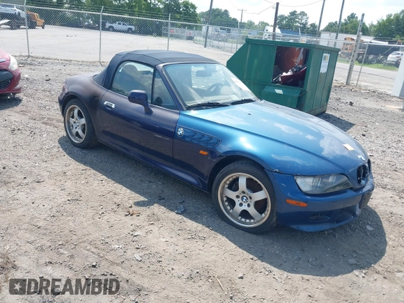 1996 BMW 3 Series Z3 1.9 z VIN 4USCH7327TLB75423, wystawiony jako IAAI lot #42822752 z przebiegiem Nie podano mil oraz . Historia ofert i sprzedaży dostępna na DreamBid. Obrazek 1.