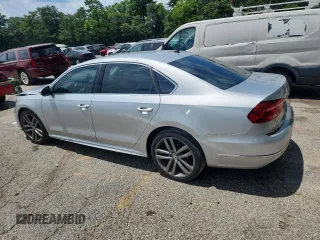 2016 Volkswagen Passat S z VIN 1VWAS7A32GC058844, wystawiony jako Copart lot #63416785 z przebiegiem 104 050 mil mil oraz Szkoda całkowita • Salvage title. Historia ofert i sprzedaży dostępna na DreamBid. Obrazek 2.