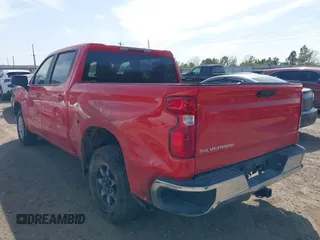 2025 Chevrolet Silverado 1500 LT with VIN 1GCPACED5SZ125762, listed as a IAAI auction lot 41836668 with 10,105 mi miles and . Bid and sale history available at DreamBid. Image 3.