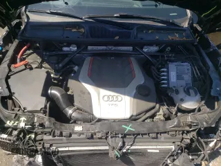 2018 Audi SQ5 Prestige with VIN WA1C4AFY7J2239811, listed as a Copart auction lot 46644033 with 42,212 mi miles. Bid and sale history available at carsss.com. Image 12.
