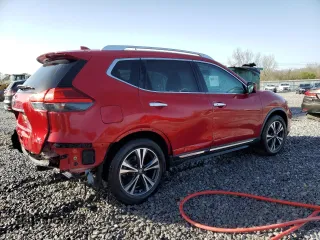 2017 Nissan Rogue SL with VIN JN8AT2MTXHW408272, listed as a Copart auction lot 49271525 with 62,143 mi miles and Salvage Title. Bid and sale history available at DreamBid. Image 3.