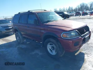 2000 Mitsubishi Montero Sport LS with VIN JA4MT31H0YP807355, listed as a IAAI auction lot 41430630 with 263,412 mi miles. Bid and sale history available at carsss.com. Image 1.