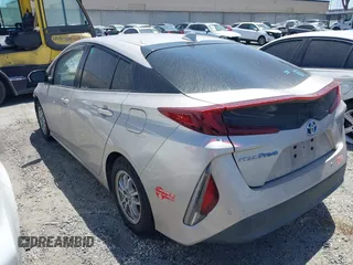 2017 Toyota Prius Plus z VIN JTDKARFPXH3057525, wystawiony jako IAAI lot #42356340 z przebiegiem 149 939 mil mil oraz . Historia ofert i sprzedaży dostępna na DreamBid. Obrazek 3.