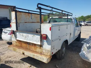 1997 Ford F-250 с VIN 3FTHF25H3VMA51461, выставлен на аукционе IAAI как лот 41953540 с пробегом 270 701 миль миль и . История ставок и продаж доступна на DreamBid. Изображение 4.