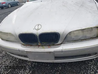 2001 BMW 5 Series 530iA with VIN WBADT63431CF04598, listed as a IAAI auction lot 41449729 with 1 mi miles. Bid and sale history available at carsss.com. Image 6.