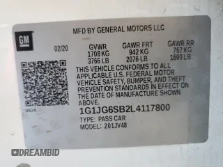 2020 Chevrolet Sonic LT z VIN 1G1JG6SB2L4117800, wystawiony jako Copart lot #55223025 z przebiegiem 79 777 mil mil oraz Szkody całkowita. Historia ofert i sprzedaży dostępna na DreamBid. Obrazek 13.
