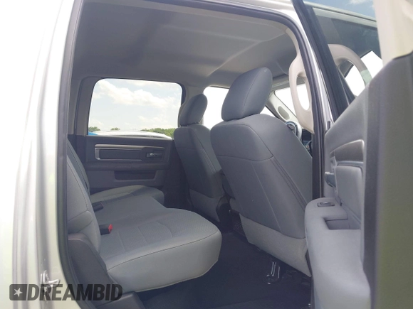 2018 Ram 2500 SLT with VIN 3C6UR5DL2JG300734, listed as a IAAI auction lot 42277603 with 74,923 mi miles and . Bid and sale history available at DreamBid. Image 8.