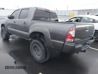 2011 Toyota Tacoma PreRunner with VIN 3TMJU4GN0BM119829, listed as a IAAI auction lot 40896155 with 121,860 mi miles and . Bid and sale history available at DreamBid. Image 3.