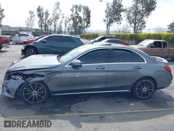 2019 Mercedes-Benz C 300 with VIN 55SWF8DB2KU300399, listed as a IAAI auction lot 41654303 with 65,826 mi miles and . Bid and sale history available at DreamBid. Image 13.