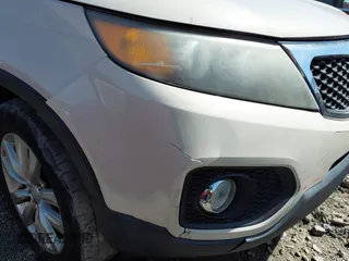 2011 Kia Sorento EX with VIN 5XYKU4A13BG003130, listed as a IAAI auction lot 41209337 with 162,058 mi miles. Bid and sale history available at carsss.com. Image 19.