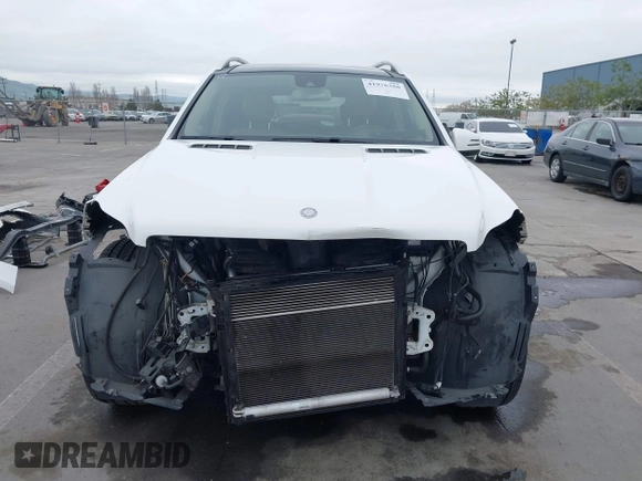 2016 Mercedes-Benz GL with VIN 4JGDF6EE9GA676180, listed as a IAAI auction lot 41976350 with 95,348 mi miles. Bid and sale history available at carsss.com. Image 13.