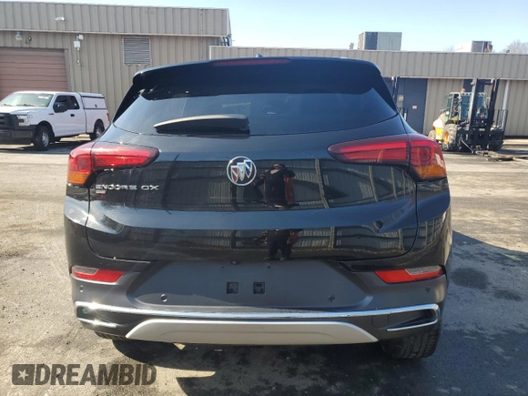 2020 Buick Encore GX Essence с VIN KL4MMGSL9LB106536, выставлен на аукционе Copart как лот 49349215 с пробегом 116 886 миль миль и Чистый • Clean title. История ставок и продаж доступна на DreamBid. Изображение 6.